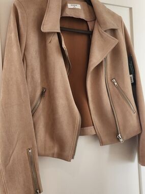 Faux Suede Taupe Cropped Moto Jacket with Silver Hardware, NWT, size M